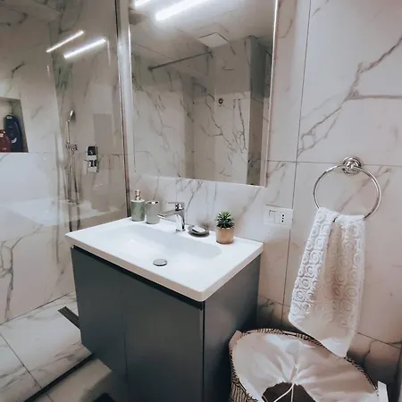 Apartment Cozy Great Location Tirana